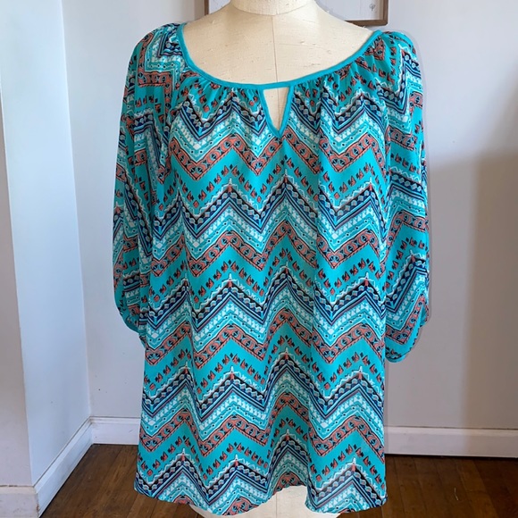 Eyeshadow Tops - 3X cold shoulder super cute top